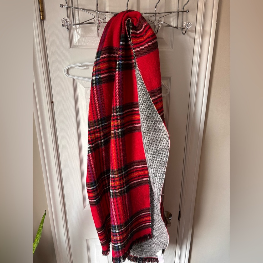 Roots - Red Plaid Blanket Scarf